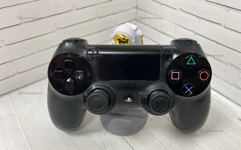 Sony PS4 Джостик джостик на Sony PS4