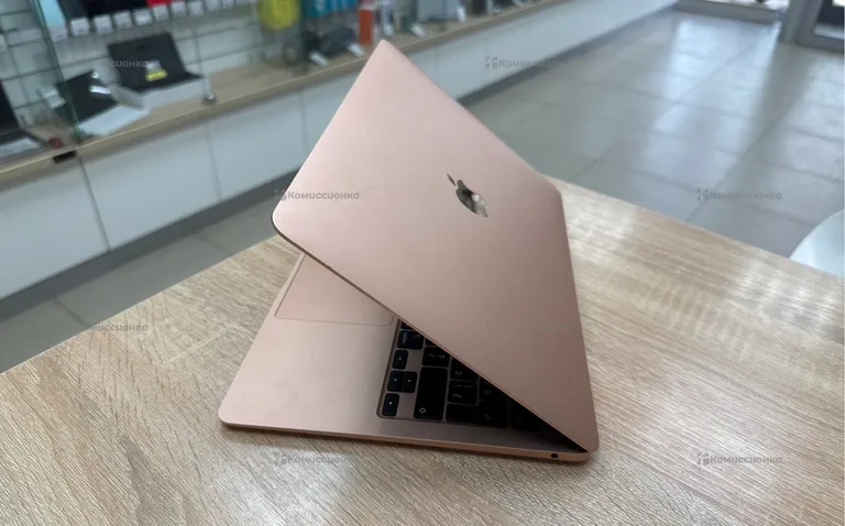 Apple MacBook Air M1 2020