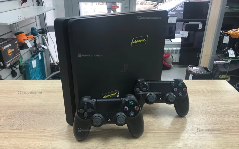 Приставка PS4. PS4 slim 1 Tb