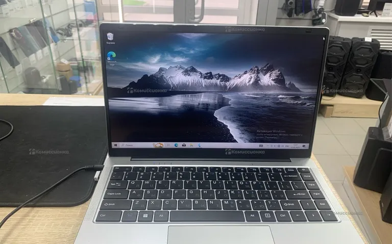 Ноутбук Pentium N3700