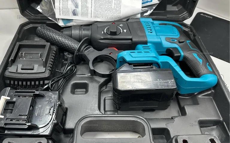 Перфоратор аккумуляторный Makita (rep.)