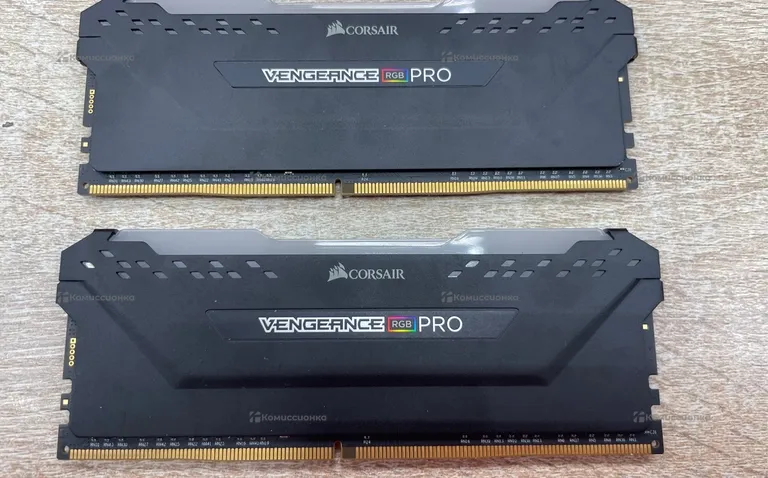 Оперативная память Corsair Vengeance RGB Pro 2*8gb