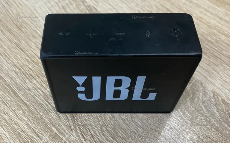 Колонка  JBL GO