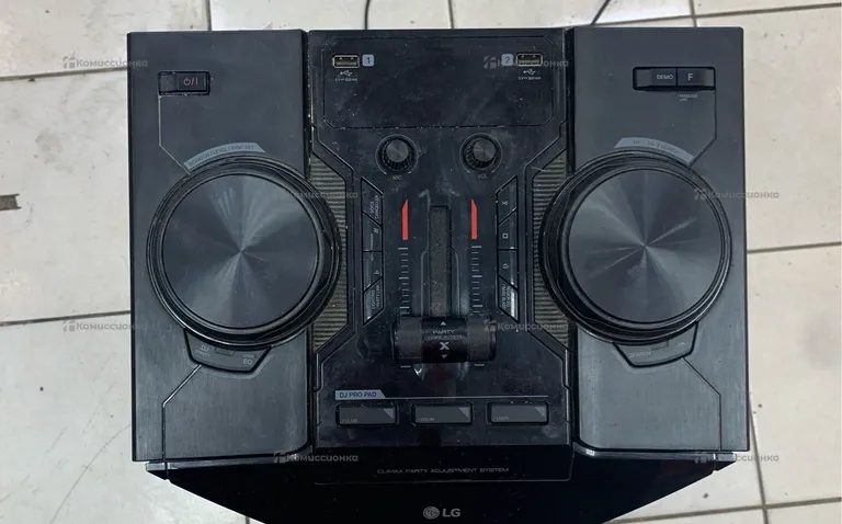 Колонка  LG Xboom OM6560