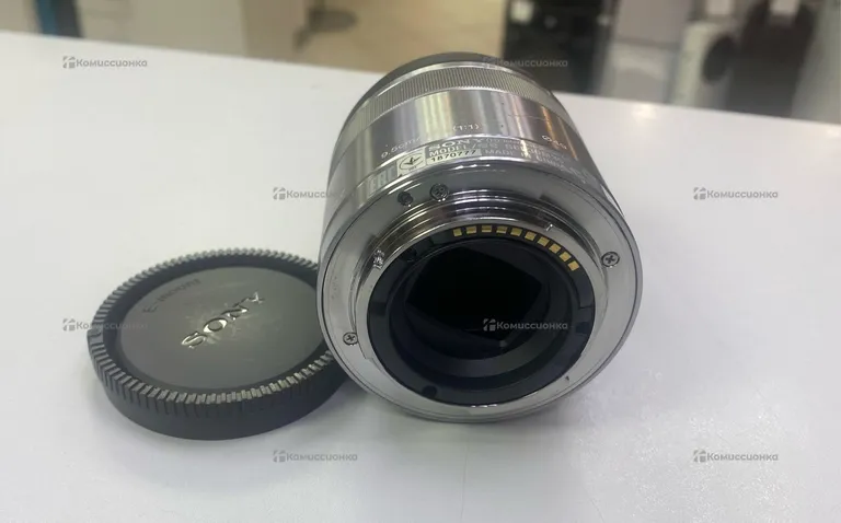 Объектив Sony SEL30M35