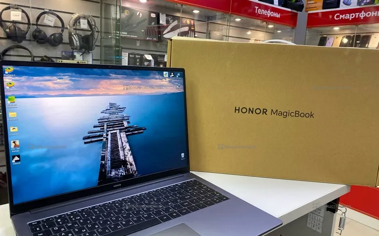 Ноутбук  Honor