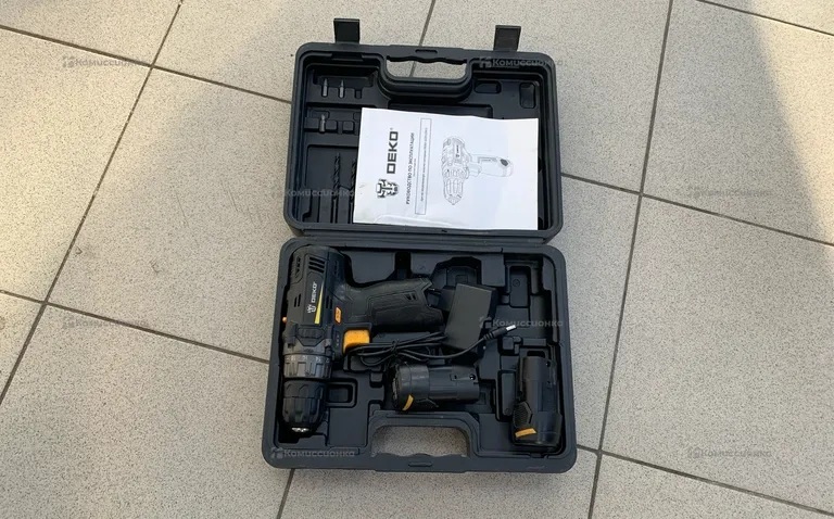 Аккумуляторная дрель-шуруповерт DEKO GCD12DU3 SET