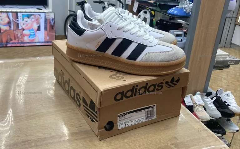 Кроссовки Adidas Samba 42