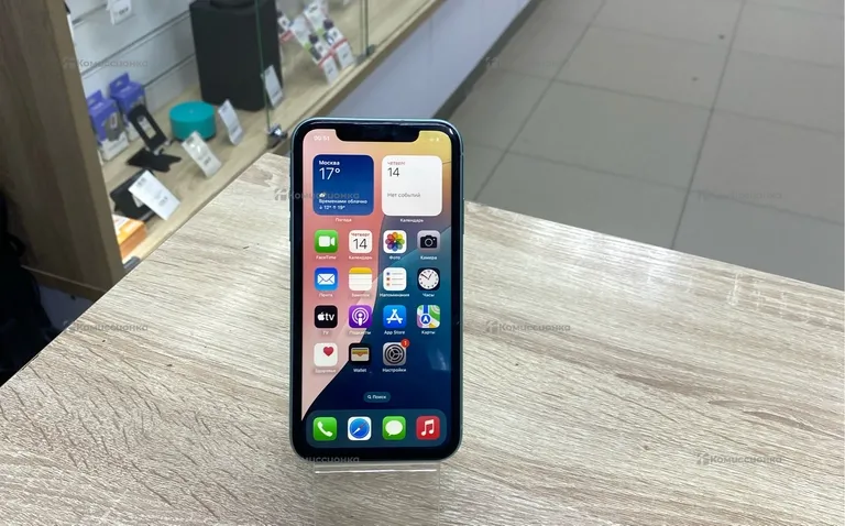 Apple iPhone 11 64 ГБ