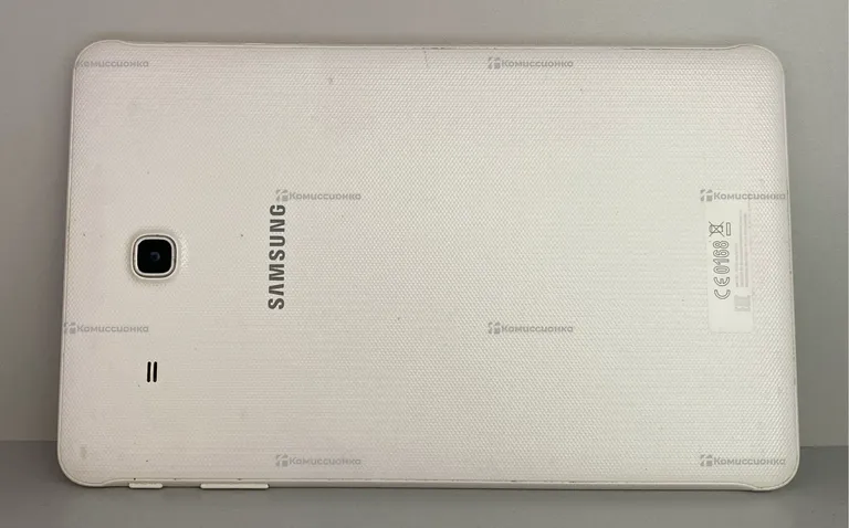 Планшет Samsung Galaxy Tab E 9.6 SM-T561N 8Gb