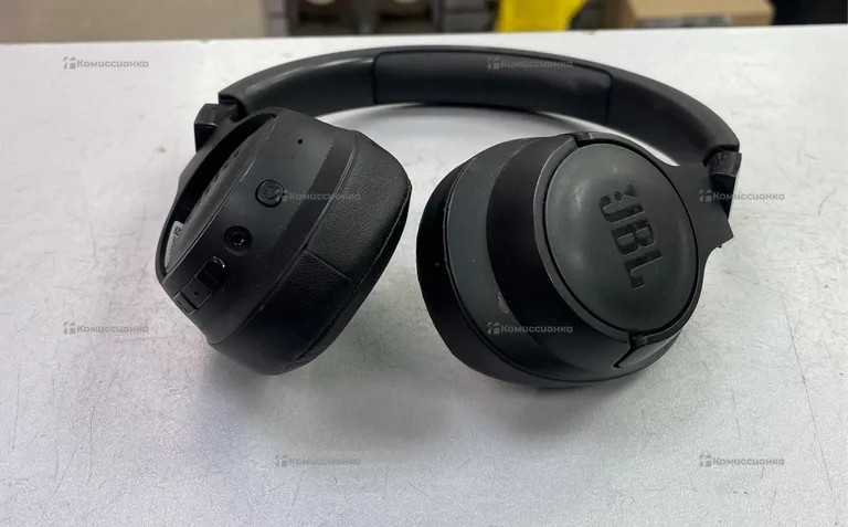 Наушники JBL TUNE 720BT