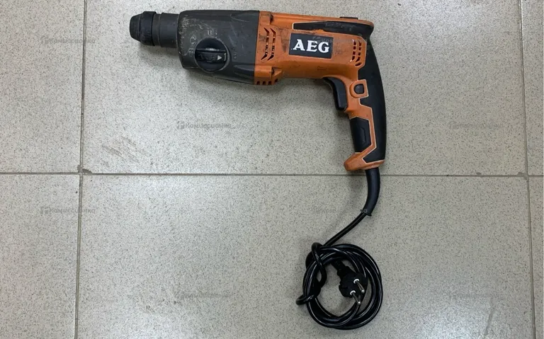 Перфоратор AEG KH 24 E