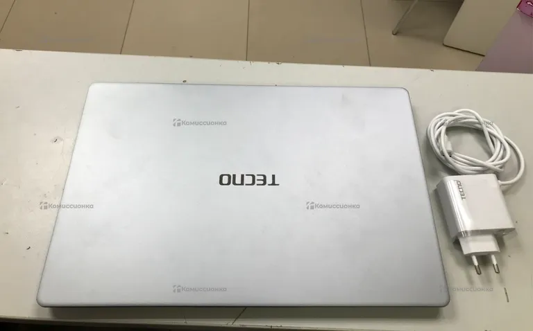 Ноутбук  Tecno Megabook K15SDA