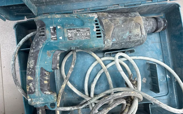 перфаратор makita HR2470