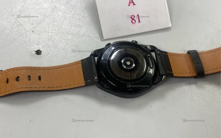 Часы  Samsung Galaxy Watch