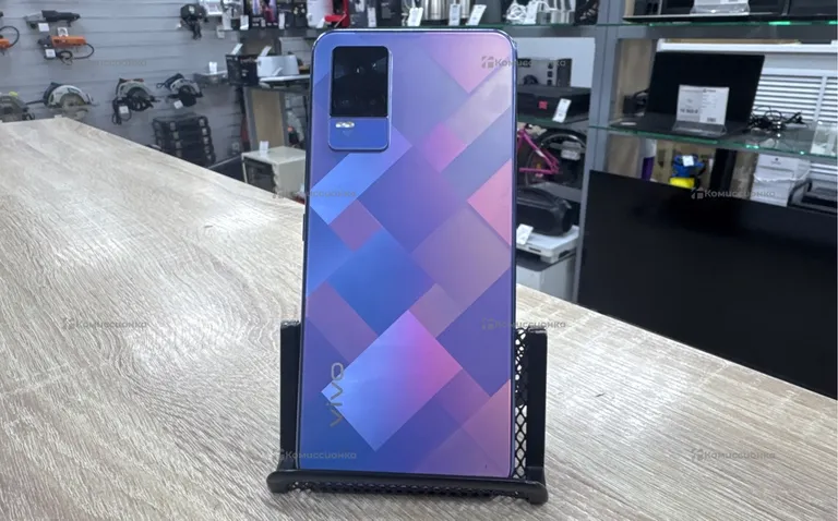 Vivo V21e 8/128gb