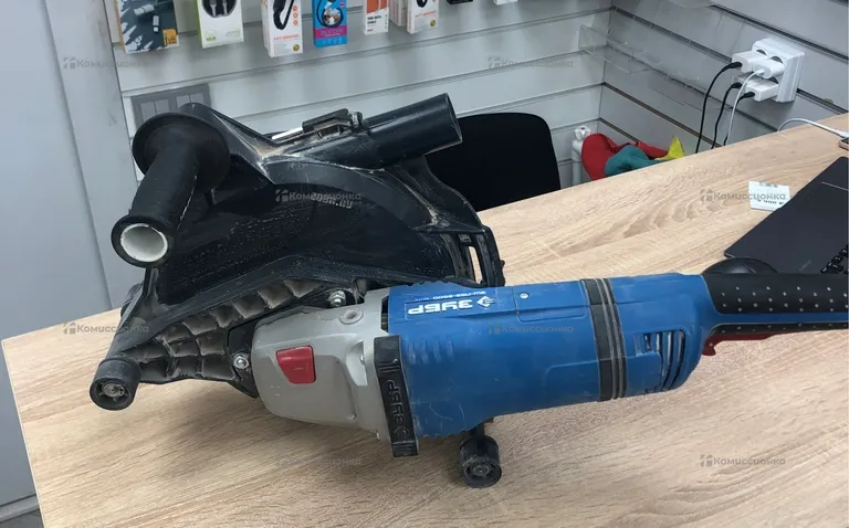 Штроборез ЗУБР ЗШ-П65-2600 ПВСТК