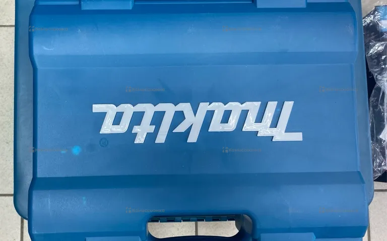 Аккумуляторный гайковер Makita