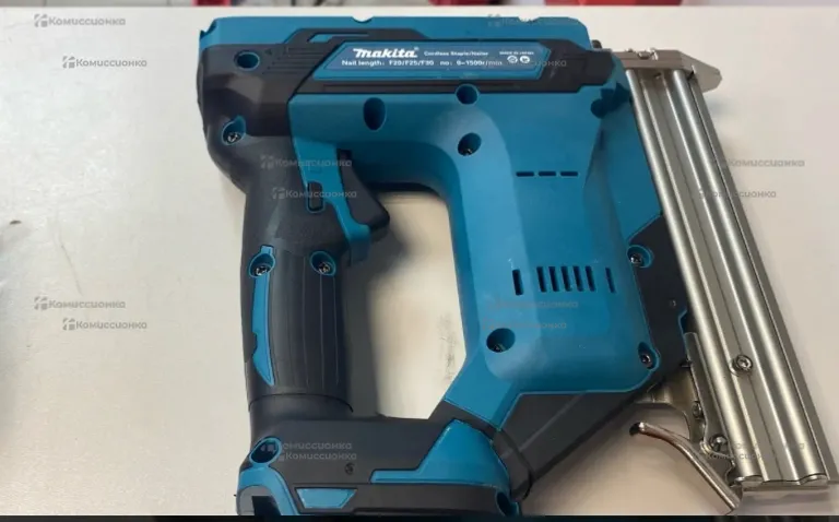 Гвоздезабивной Пистолет Makita Rep