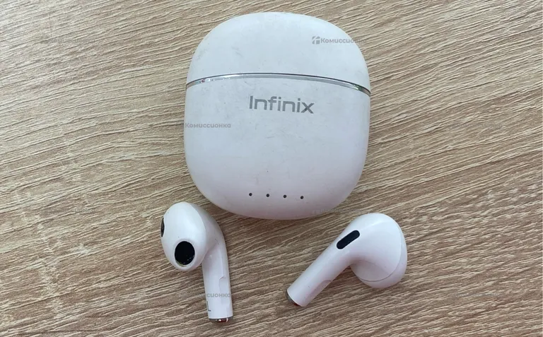 Наушники Infinix XE23