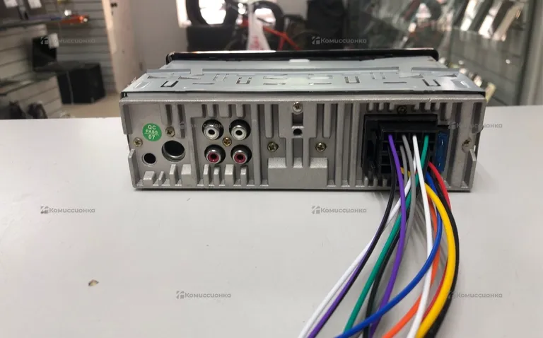 Автомагнитола  pioneer mvh-942