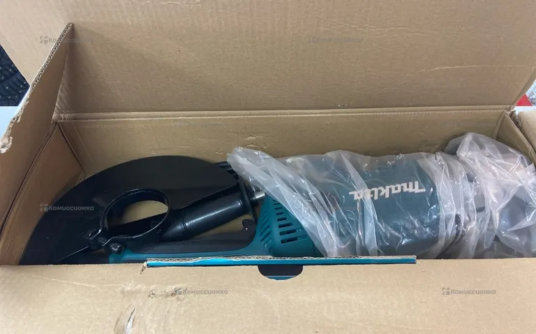 УШМ Makita GA9020 реплика