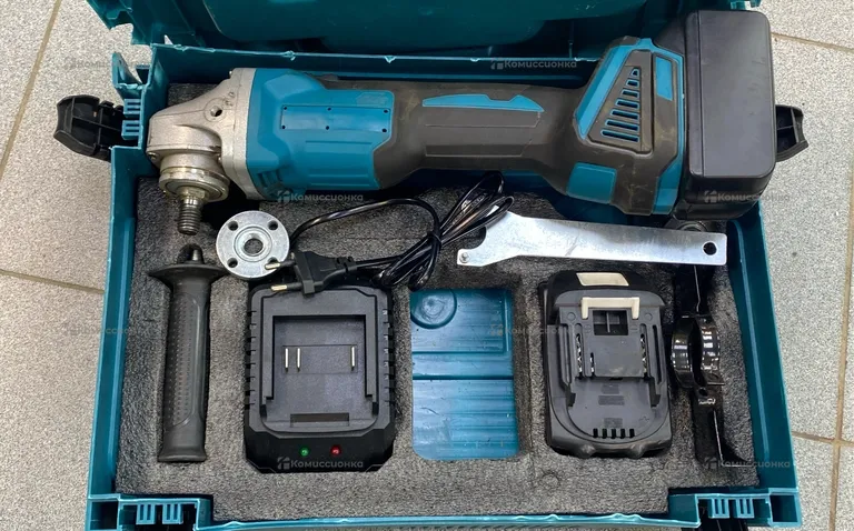 Аккумуляторная УШМ Makita (реп)
