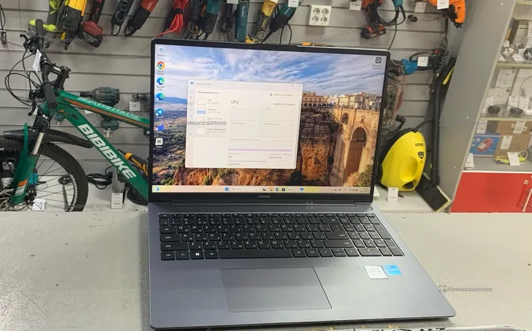 Ноутбук Huawei matebook d16