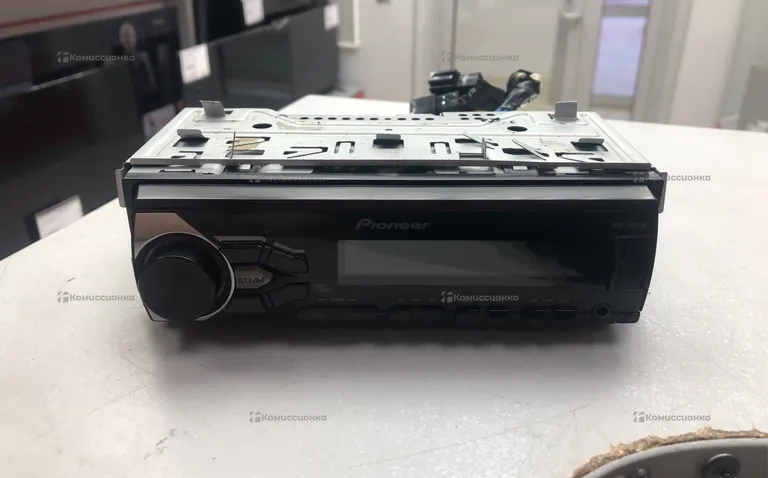 Автомагнитола  Pioneer MVH-180UBG