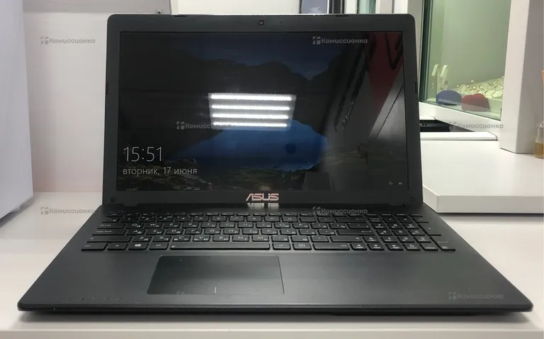 Ноутбук ASUS X552E