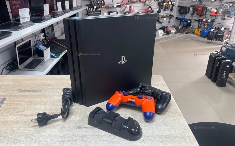 Приставка PS4. PS4 pro