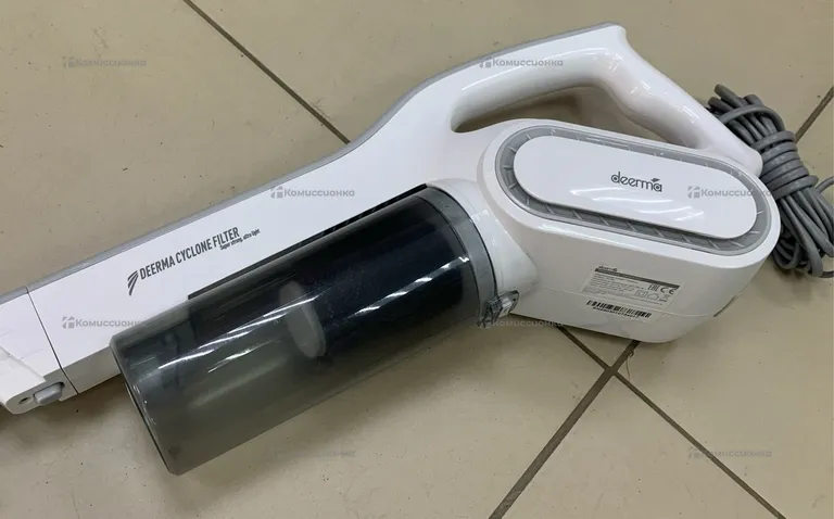 Пылесос  Deema DX700