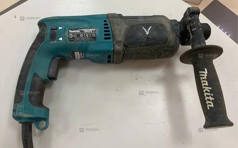 Перфоратор Makita HR2470