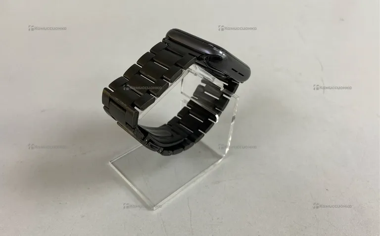 Часы Apple Watch SE 44mm