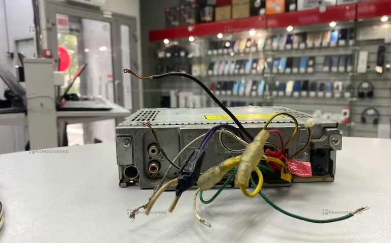 Автомагнитола  Pioneer Deh-4000UB