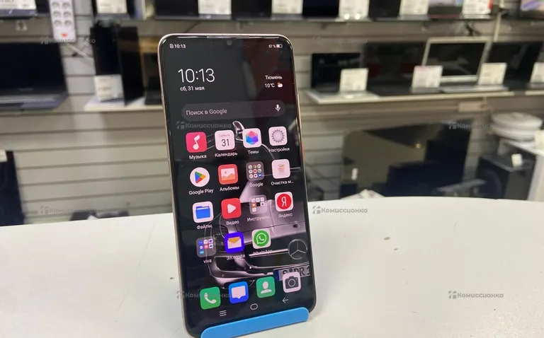Телефон Vivo 1920 8/128