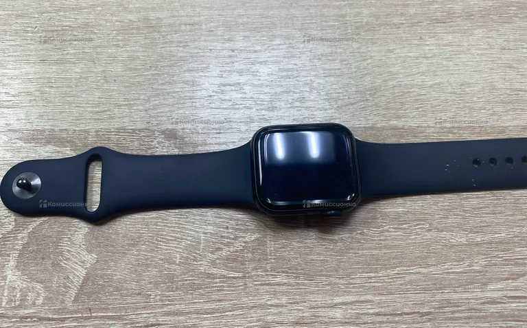 Часы  Appel watch se gen 2