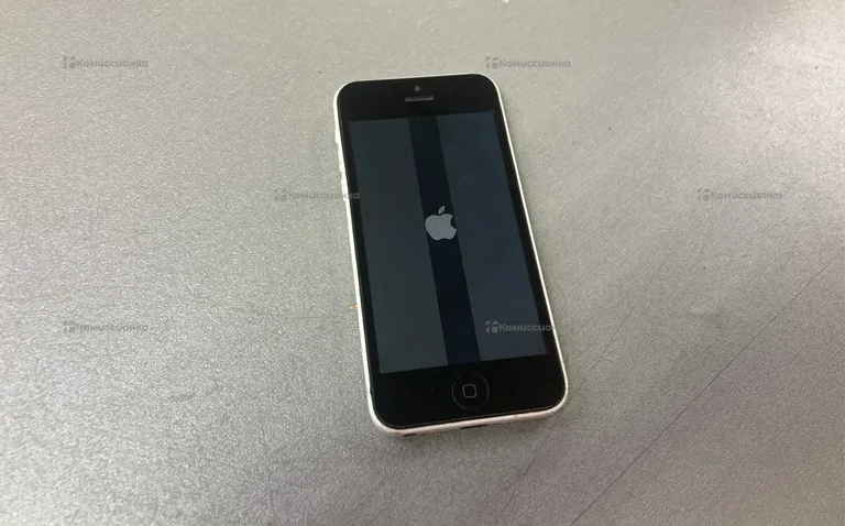 Apple iPhone 5C 8Gb