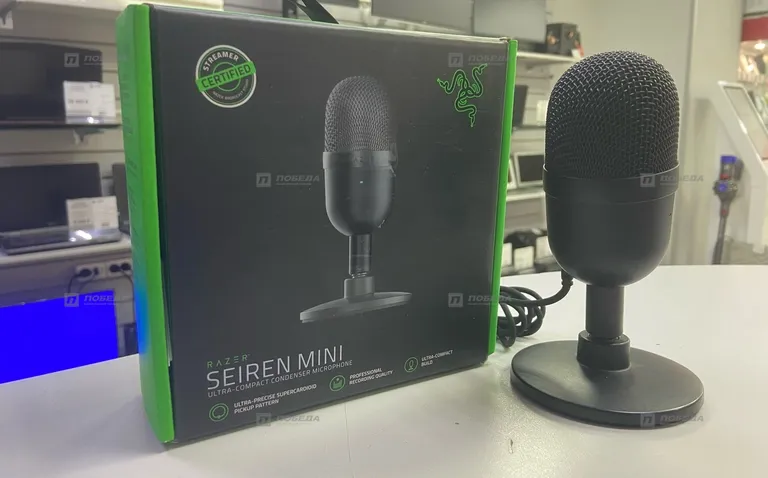 Микрофон Razer Seiren Mini