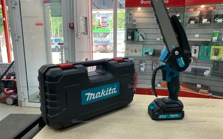Сучкорез Makita АКБ