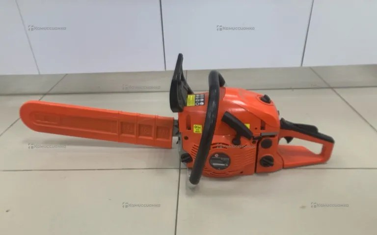Цепная бензиновая пила КАЛИБР БП-2600/18У