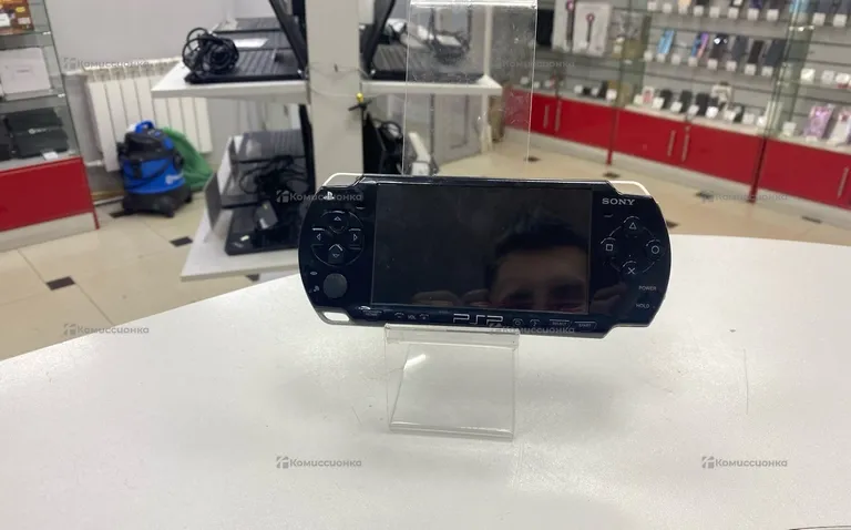 Приставка Sony psp-2008