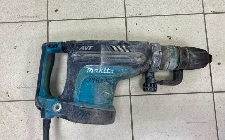 Отбойный молоток makita HM1213C