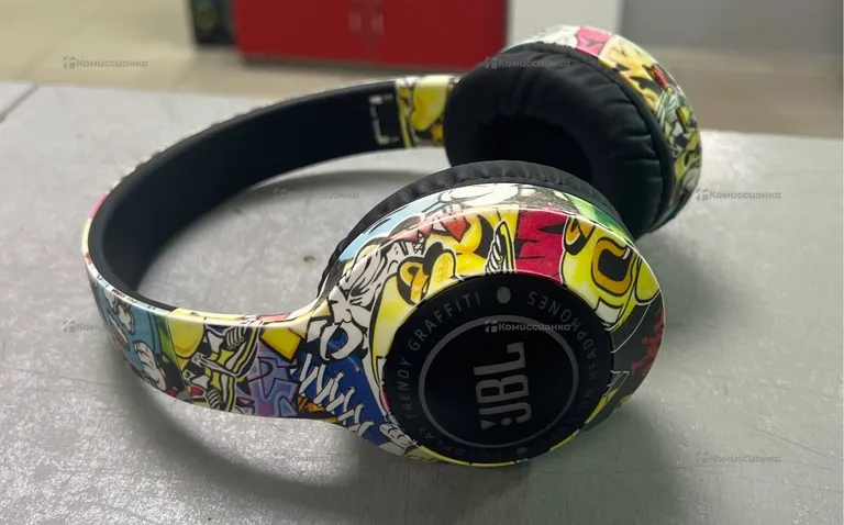 Наушники  JBL