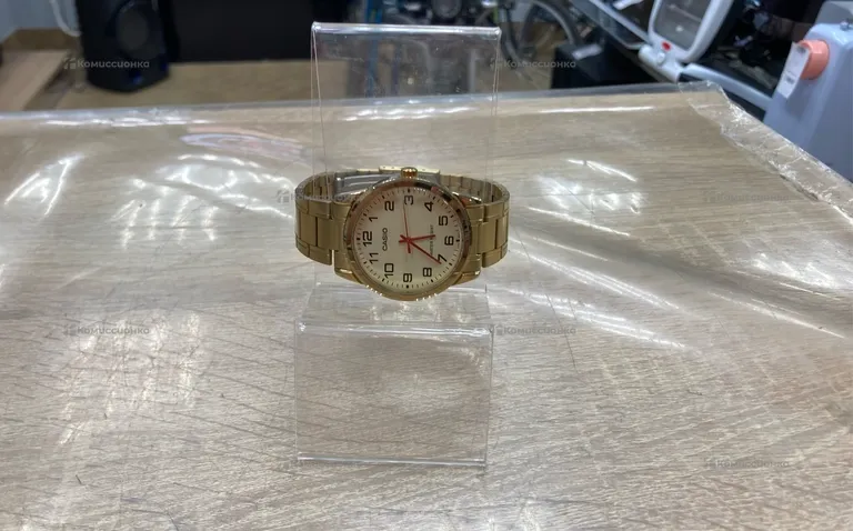 Часы  Casio