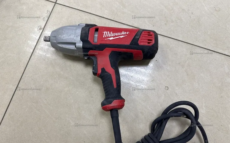 Гайковерт Milwaukee IPWE 400 R
