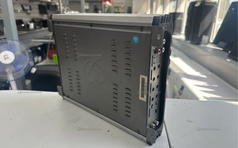 Усилитель  audio LA-4100