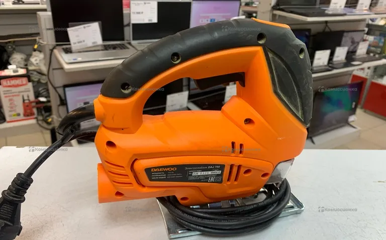Электролобзик Daewoo Power Products DAJ 550