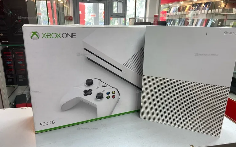 Приставка Xbox One S 500