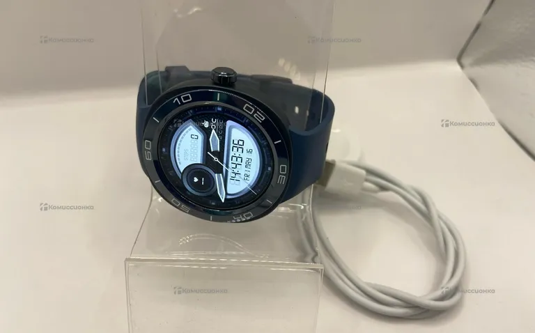 Часы Huawei Watch GT Cyber